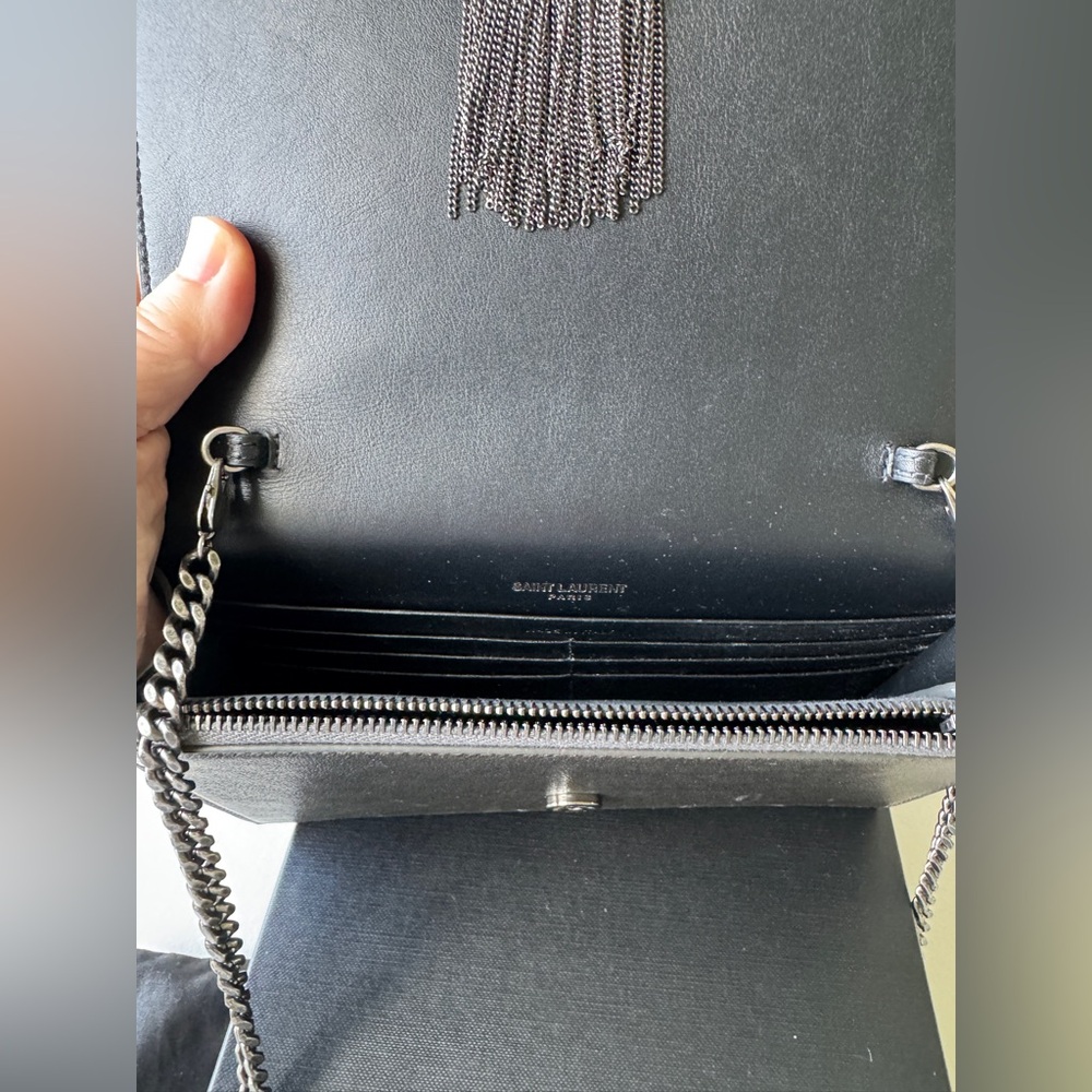 Yves Saint Laurent Cassandra Kate Silver Chain Shoulder Bag - Picture 13 of 16